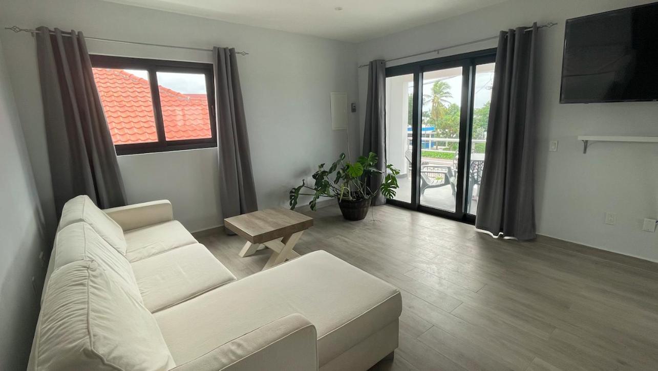 Whitehouse Boulevard, Close To Mambo Beach And City Centre Willemstad Exterior foto